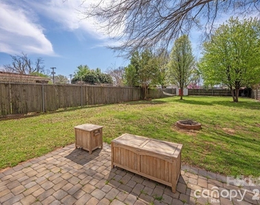 307 E Peterson Drive - Photo Thumbnail 15