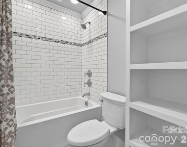 307 E Peterson Drive - Photo Thumbnail 9