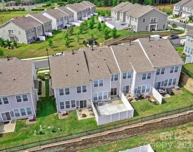 915 Emma Kate Court - Photo Thumbnail 34