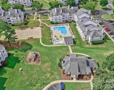 915 Emma Kate Court - Photo Thumbnail 36