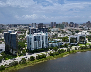 300 S Australian Avenue - Photo Thumbnail 58