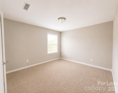 2025 Fuschia Court - Photo Thumbnail 10