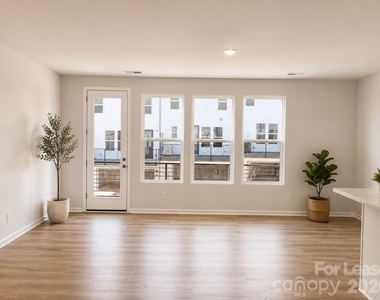 2332 Donnely Hills Lane - Photo Thumbnail 4