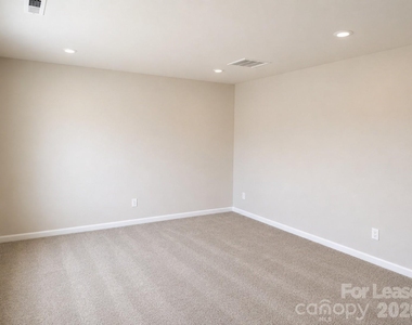 2332 Donnely Hills Lane - Photo Thumbnail 10