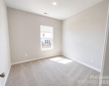2332 Donnely Hills Lane - Photo Thumbnail 9