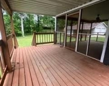 2108 Deepwood Court - Photo Thumbnail 19