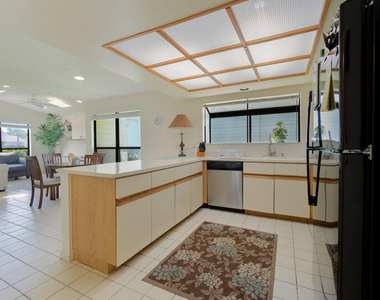 6672 S Pine Court - Photo Thumbnail 7
