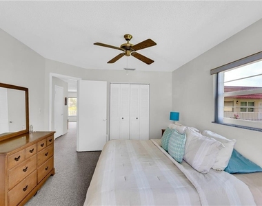 6 Vista Palm Lane - Photo Thumbnail 11
