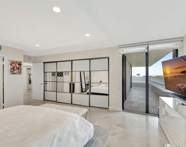 5550 N Ocean Drive - Photo Thumbnail 33