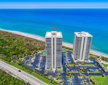 5550 N Ocean Drive - Photo Thumbnail 2