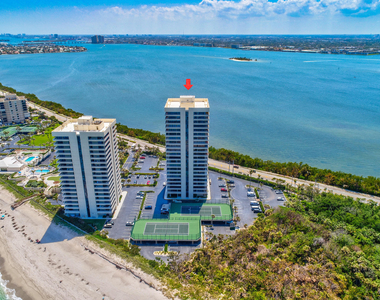5550 N Ocean Drive - Photo Thumbnail 36