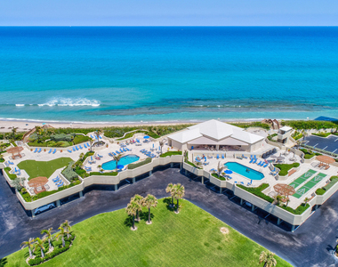 5550 N Ocean Drive - Photo Thumbnail 4