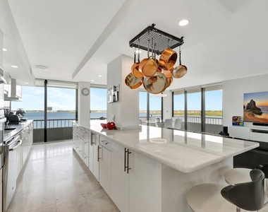 5550 N Ocean Drive - Photo Thumbnail 25