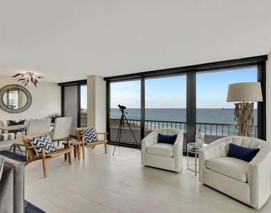 5550 N Ocean Drive - Photo Thumbnail 10