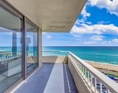 5550 N Ocean Drive - Photo Thumbnail 40
