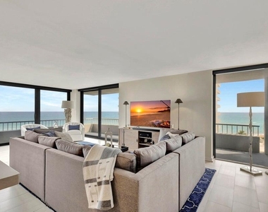 5550 N Ocean Drive - Photo Thumbnail 9