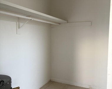 1017 Se 3rd Street - Photo Thumbnail 11