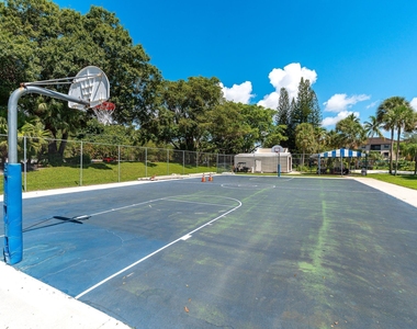 4772 Nw 22nd Street - Photo Thumbnail 40