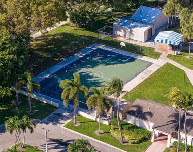 4772 Nw 22nd Street - Photo Thumbnail 43
