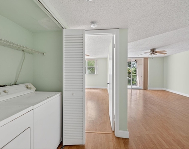 8373 Lake Drive - Photo Thumbnail 9