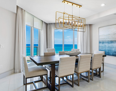 2700 N Ocean Drive - Photo Thumbnail 9