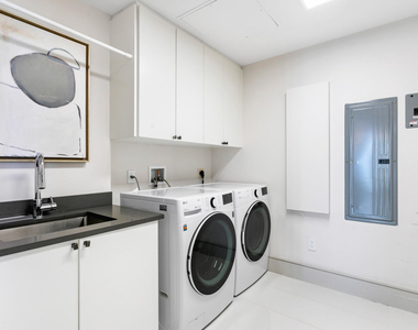 2700 N Ocean Drive - Photo Thumbnail 37