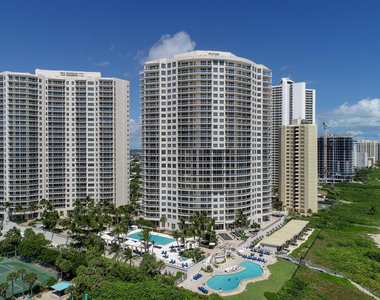 2700 N Ocean Drive - Photo Thumbnail 38