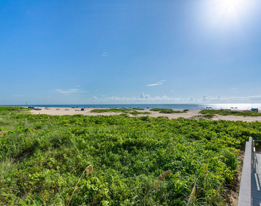 2700 N Ocean Drive - Photo Thumbnail 43