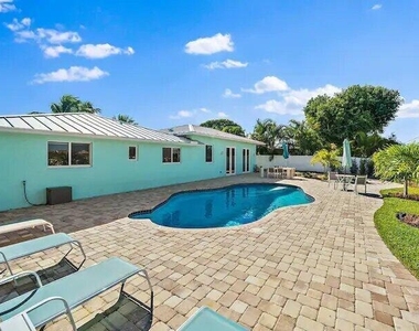 500 Sunrise Way - Photo Thumbnail 33