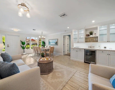 500 Sunrise Way - Photo Thumbnail 7