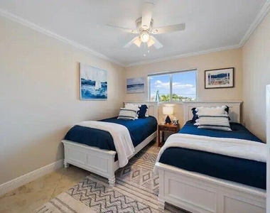 500 Sunrise Way - Photo Thumbnail 17