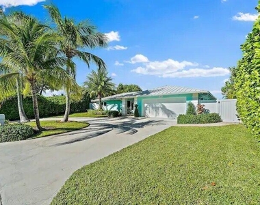 500 Sunrise Way - Photo Thumbnail 27