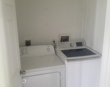2248 Sw Halissee Street - Photo Thumbnail 5