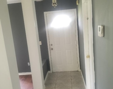 2248 Sw Halissee Street - Photo Thumbnail 1