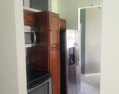 2248 Sw Halissee Street - Photo Thumbnail 4
