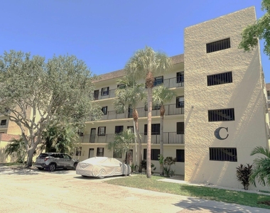 367 S Federal Highway - Photo Thumbnail 18