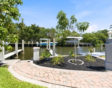 8455 Se Palm Street - Photo Thumbnail 27