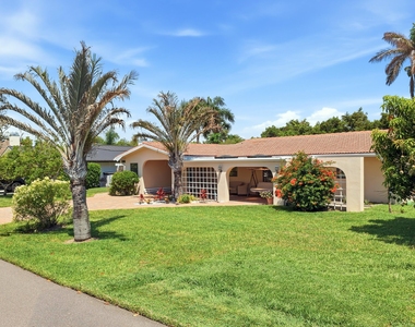 8455 Se Palm Street - Photo Thumbnail 4