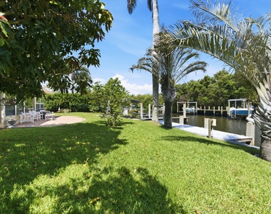 8455 Se Palm Street - Photo Thumbnail 26