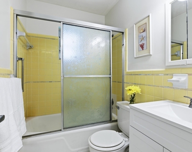 8455 Se Palm Street - Photo Thumbnail 24
