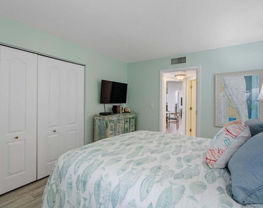 9550 S Ocean Drive - Photo Thumbnail 16