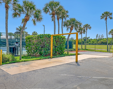 9550 S Ocean Drive - Photo Thumbnail 32