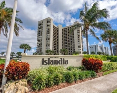 9550 S Ocean Drive - Photo Thumbnail 19