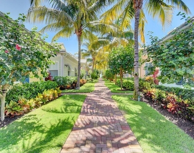 2225 S Ocean Boulevard - Photo Thumbnail 1