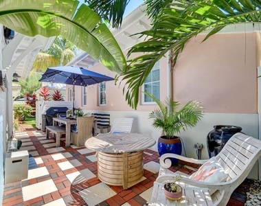 2225 S Ocean Boulevard - Photo Thumbnail 3