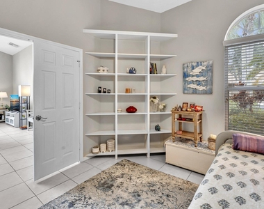 1904 Rosewood Way - Photo Thumbnail 16
