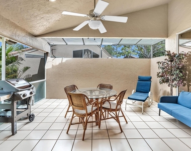 1904 Rosewood Way - Photo Thumbnail 13