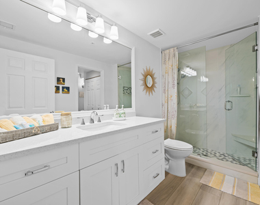 720 S Sapodilla Avenue - Photo Thumbnail 9