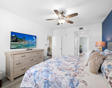 720 S Sapodilla Avenue - Photo Thumbnail 10