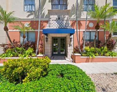 720 S Sapodilla Avenue - Photo Thumbnail 25